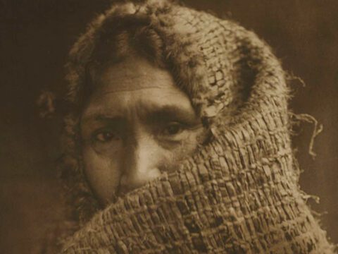 Edward S. Curtis/Library and Archives Canada/PA-039476