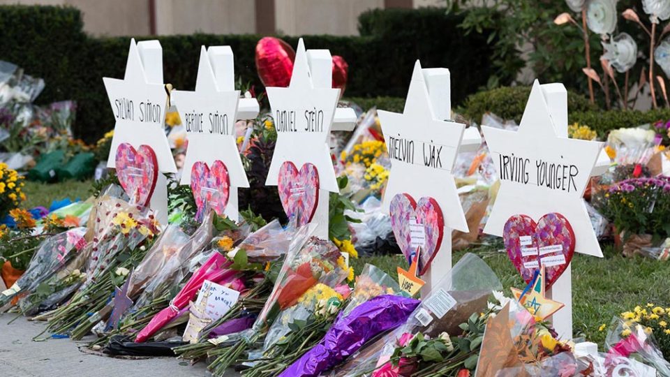 A memorial outside the Tree of Life Synagogue in Pittsburgh on Oct. 30, 2018. (Photo: Andrea Hanks/Official White House Photo/Creative Commons)