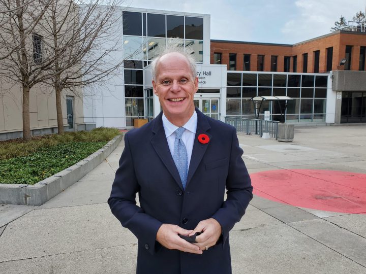 Oshawa Mayor Dan Carter