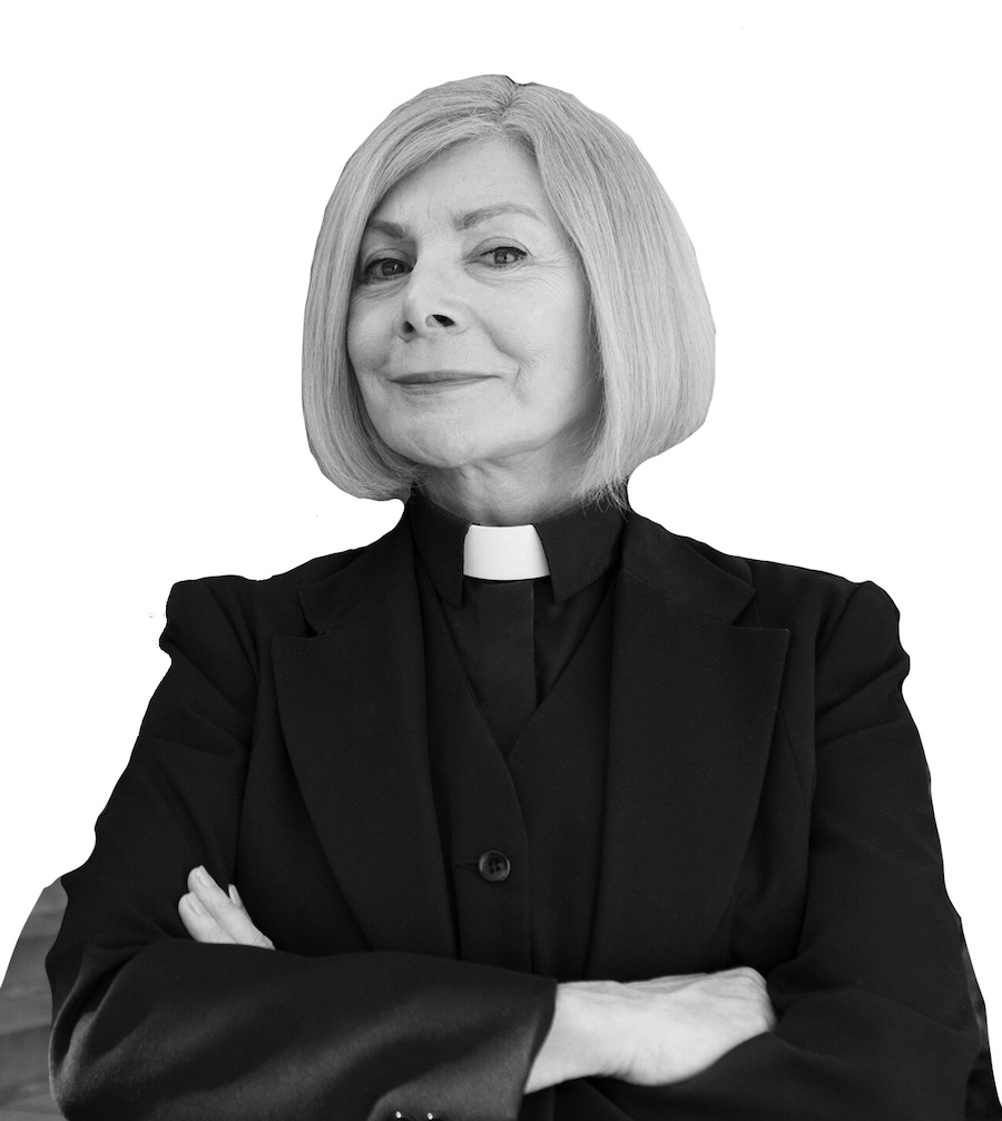 6 podcast hosts share their favourite podcasts for your next road trip