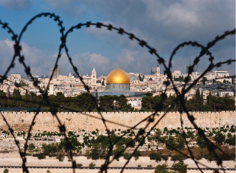 Barbed wire in front of Dome of the Rock in Jerusalem
