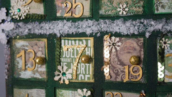 Green, silver, gold and white advent calendar.
