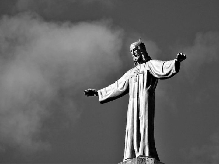 Black and white image of a statue of Jesus